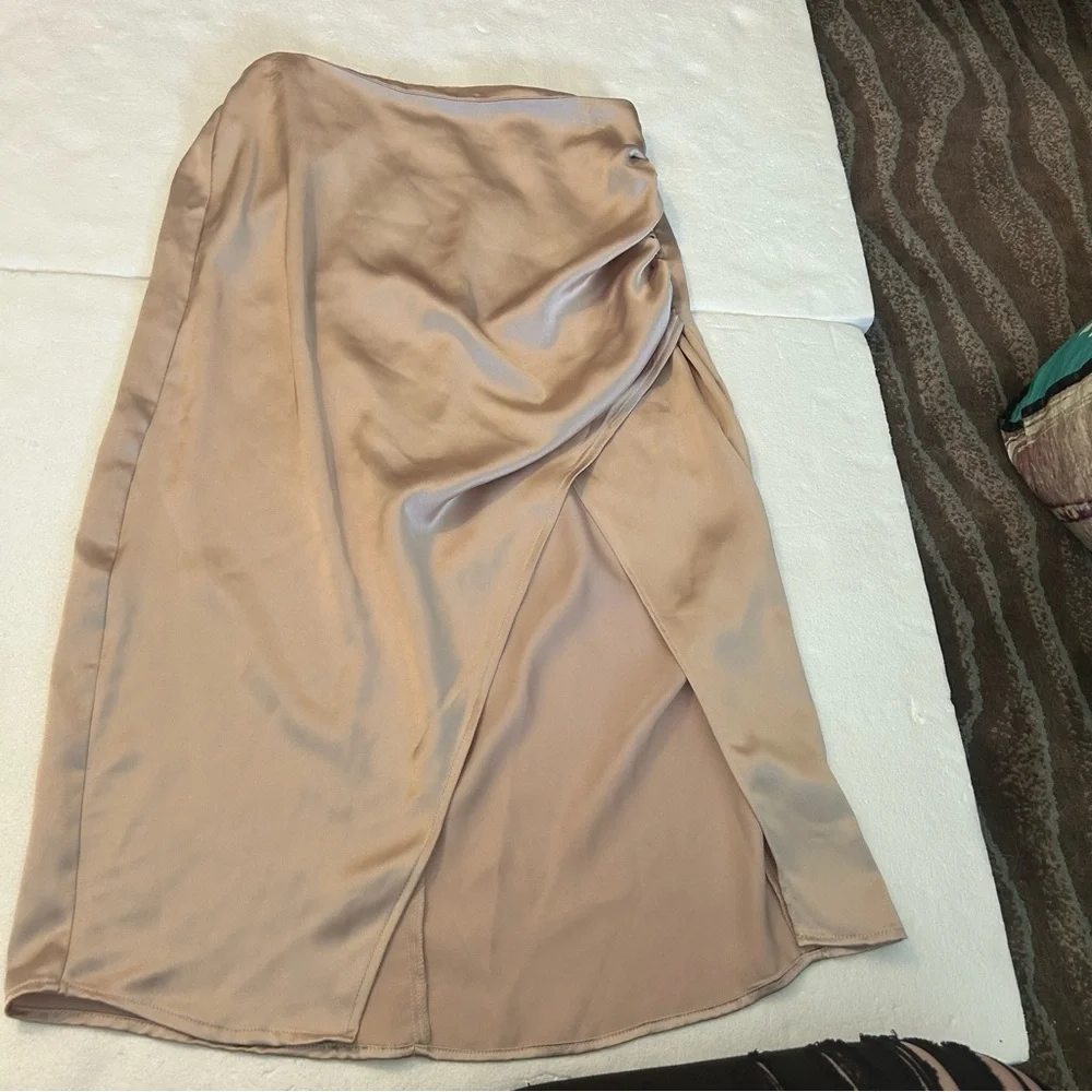Rachel Zoe champagne silky elastic waist slit skirt - Picture 5 of 9